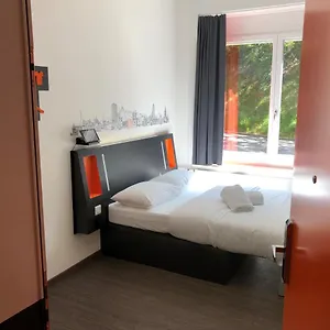 Hotel Easyhotel West Zürich